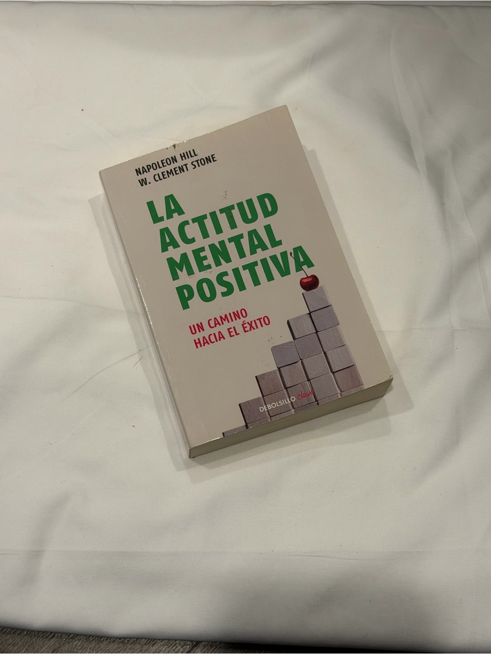 Paperback Book - La Actitud Mental Positiva (Green Text)